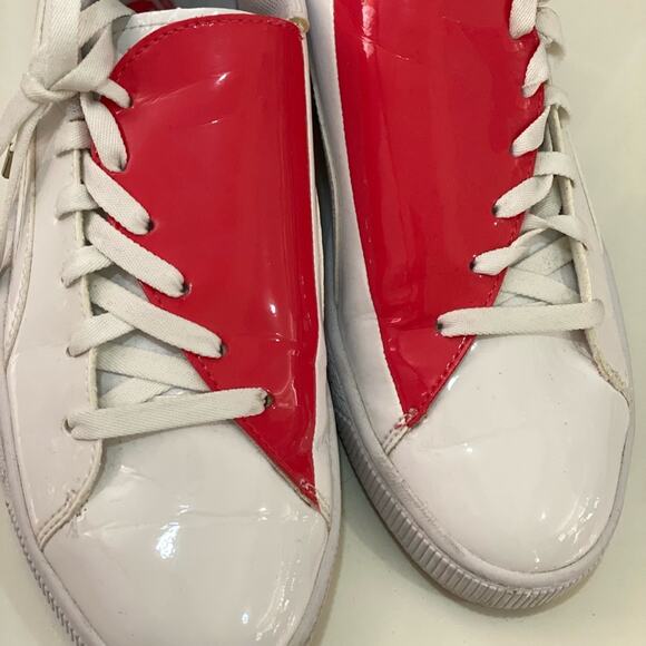 Puma heart sneakers! True to size - Picture 2 of 8